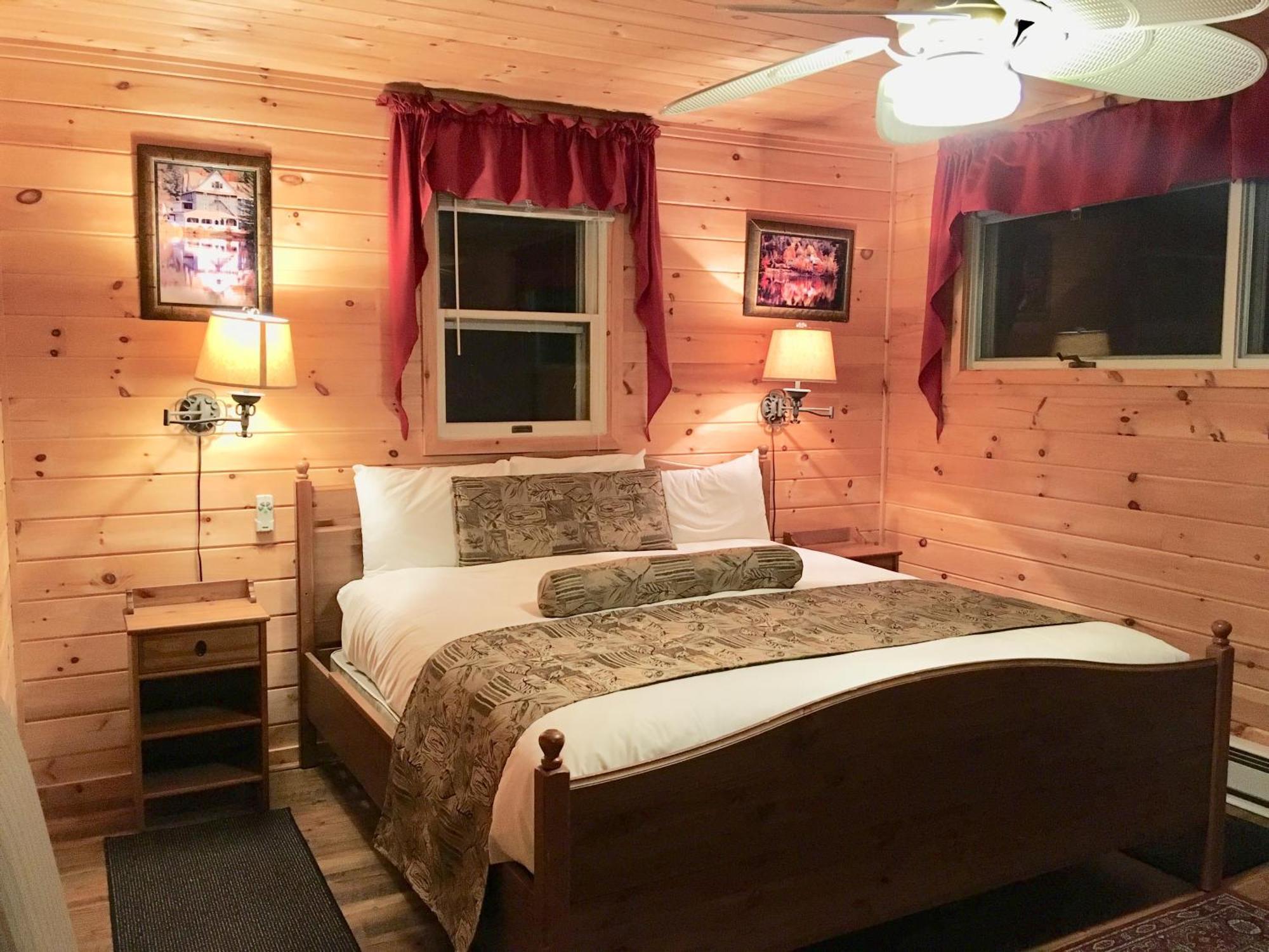 Motel Long Lake And Cottages 外观 照片
