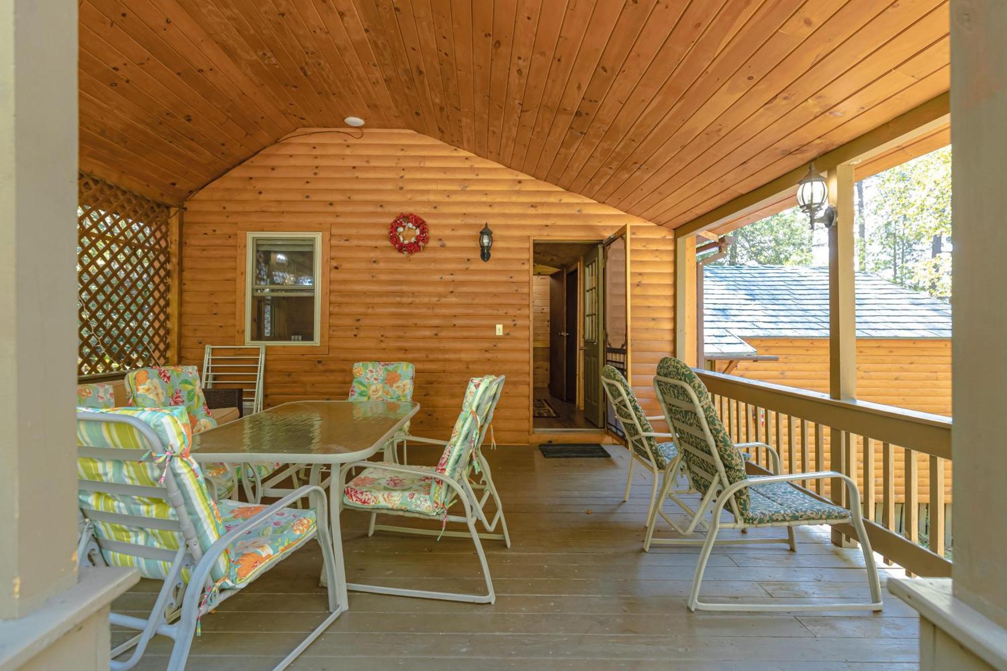 Motel Long Lake And Cottages 外观 照片