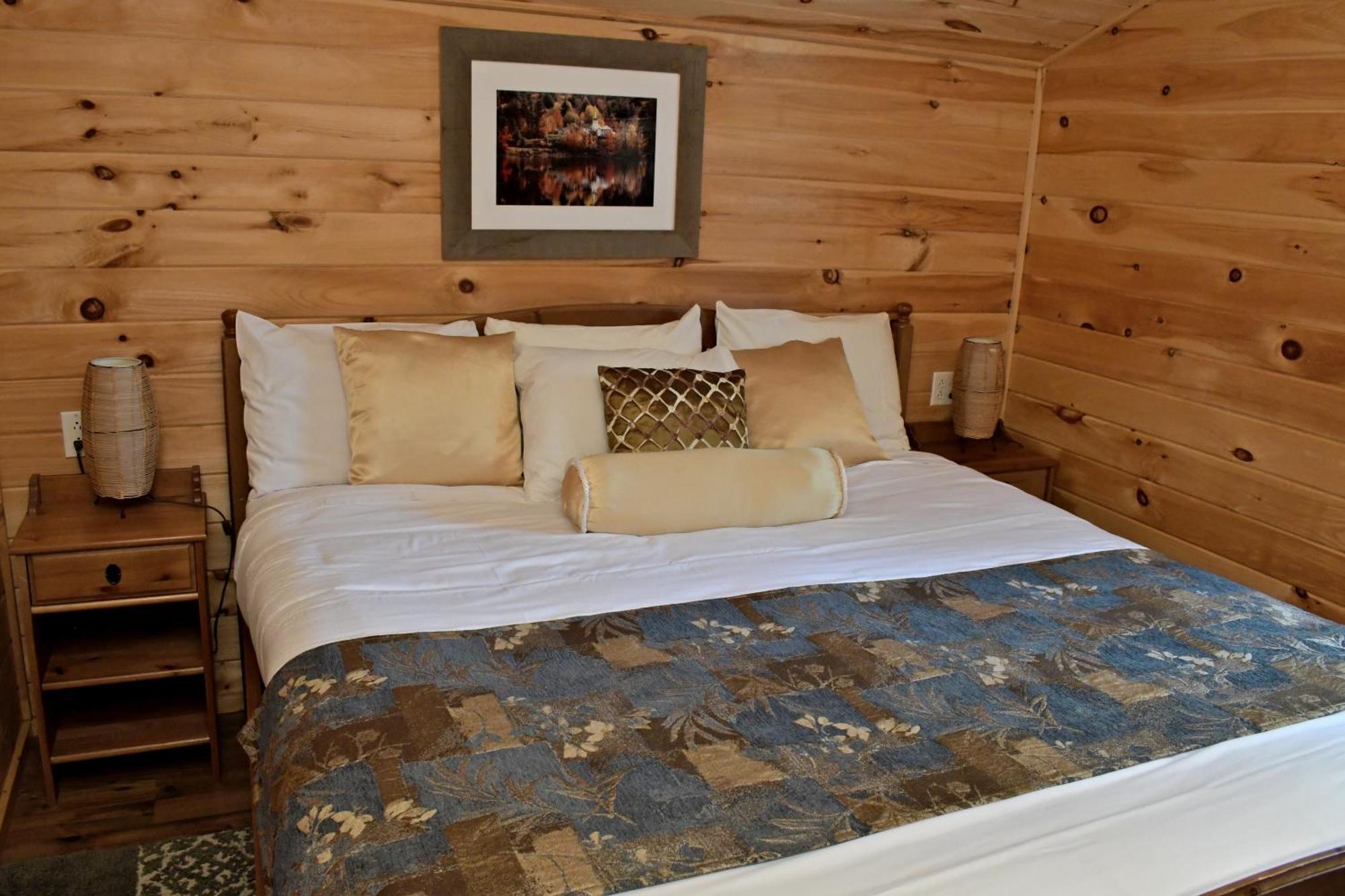 Motel Long Lake And Cottages 外观 照片